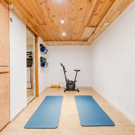 Harmony Homes - Indoor Pool Sauna &